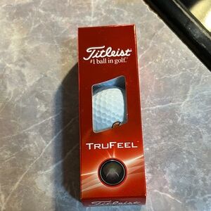 NWT Titleist TruFeel Golf Ball - White set of 3